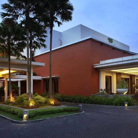 Hotel Santika Premiere Malang Ngoại thất bức ảnh
