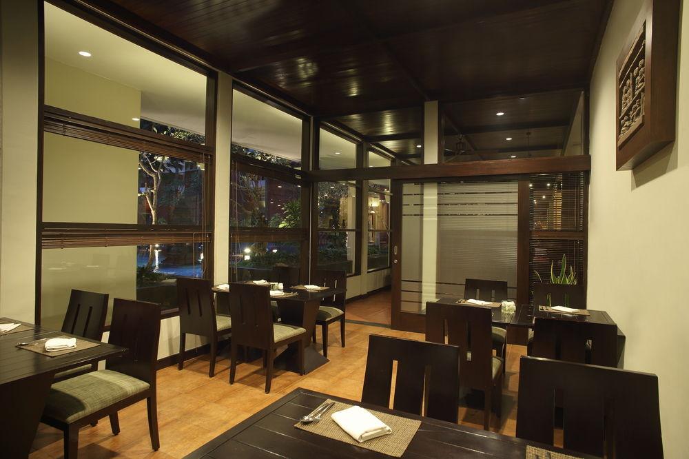 Hotel Santika Premiere Malang Ngoại thất bức ảnh