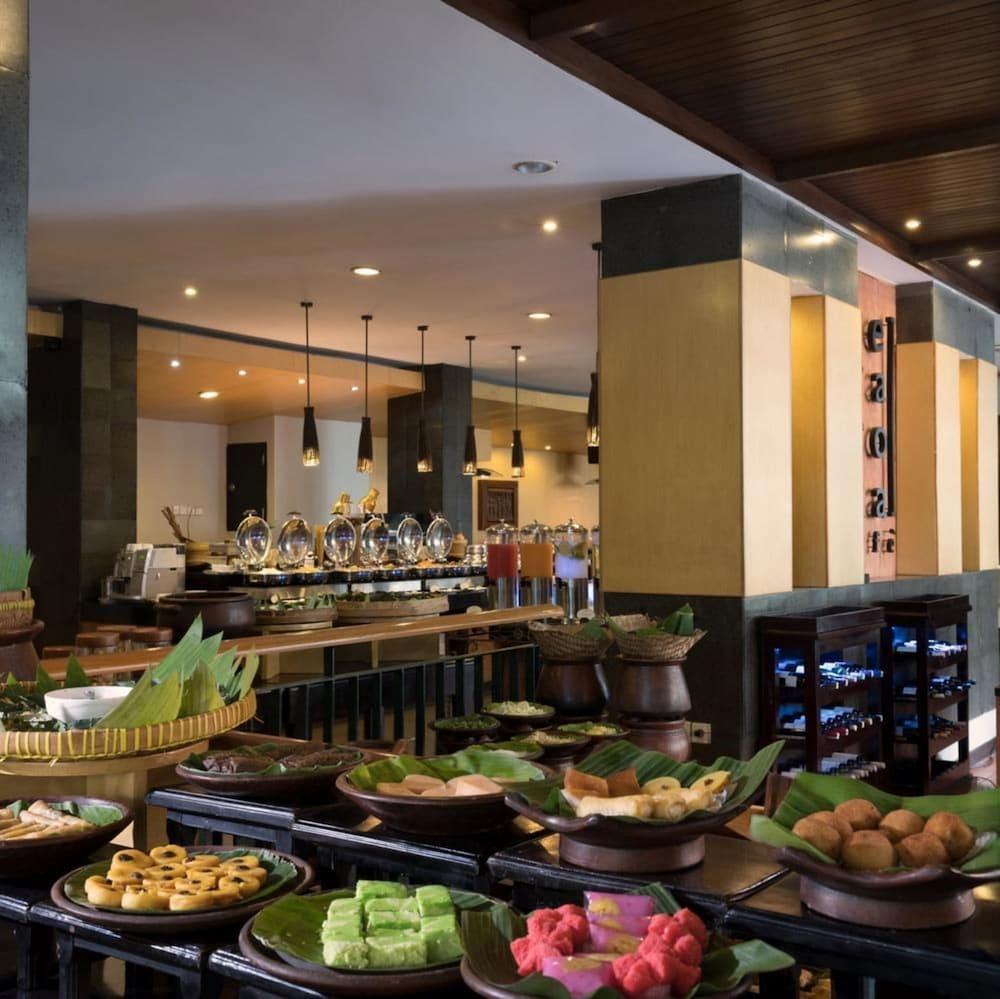 Hotel Santika Premiere Malang Ngoại thất bức ảnh