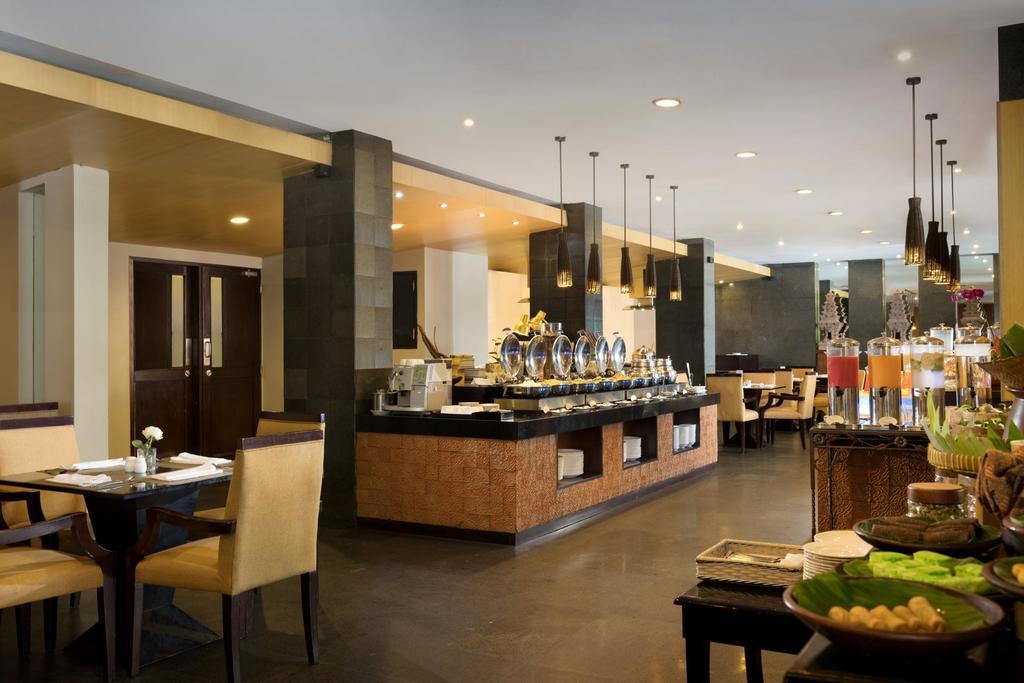 Hotel Santika Premiere Malang Ngoại thất bức ảnh