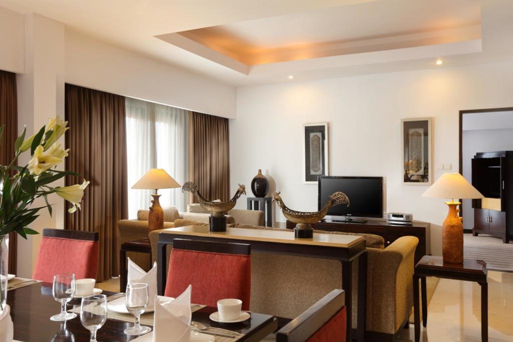 Hotel Santika Premiere Malang Ngoại thất bức ảnh