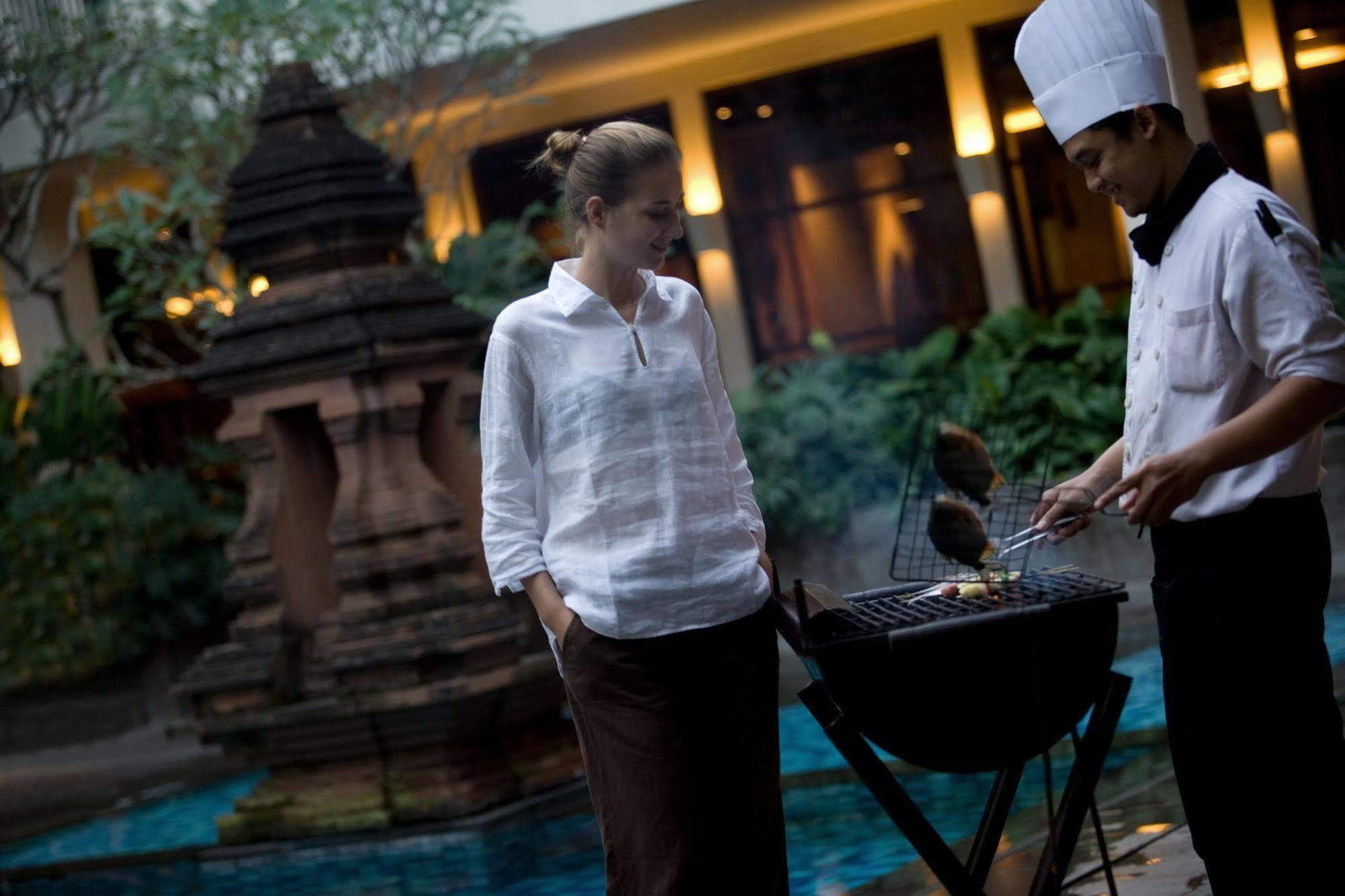 Hotel Santika Premiere Malang Ngoại thất bức ảnh