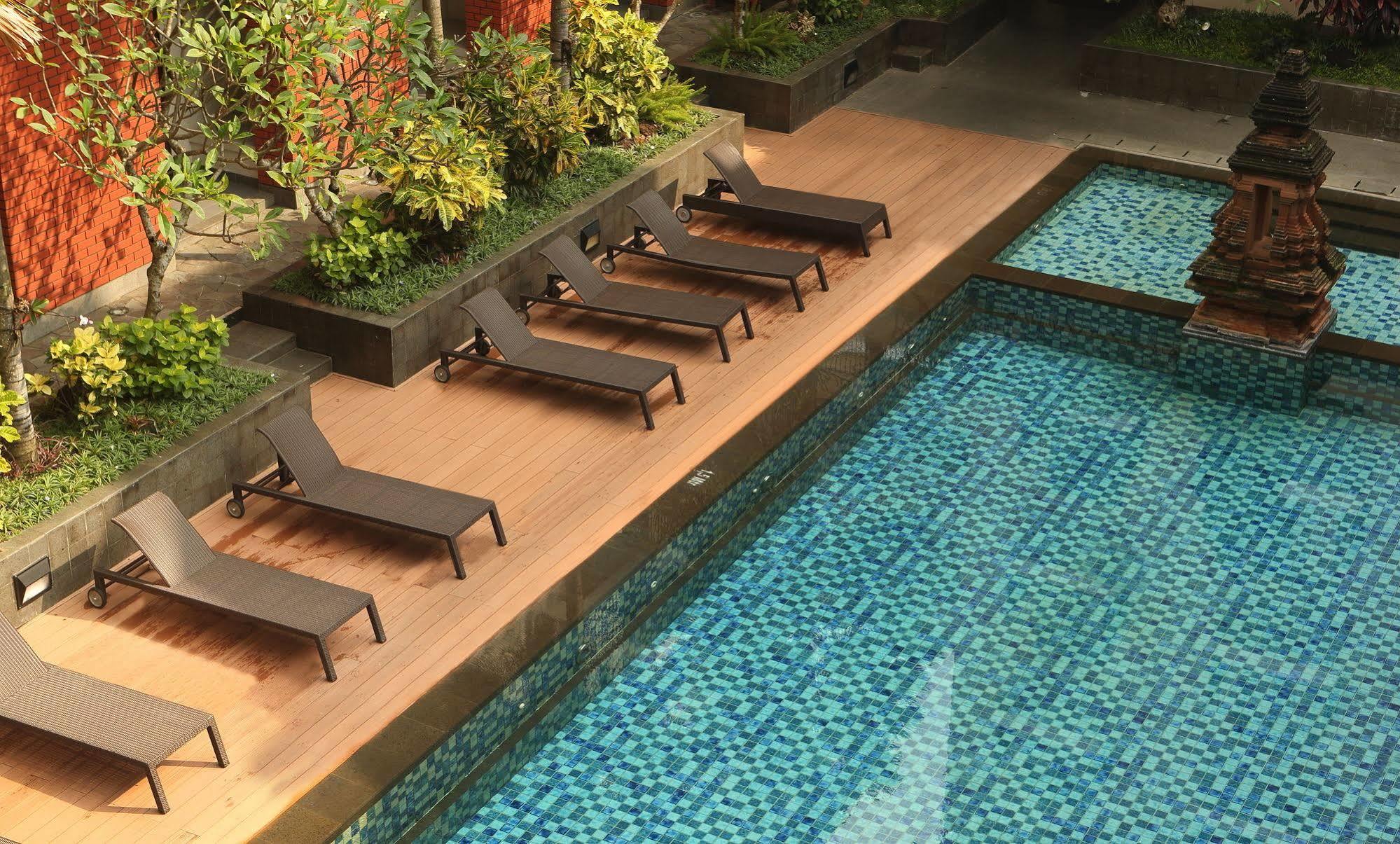 Hotel Santika Premiere Malang Ngoại thất bức ảnh