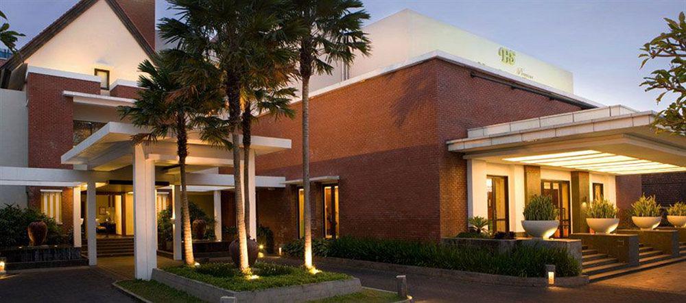 Hotel Santika Premiere Malang Ngoại thất bức ảnh
